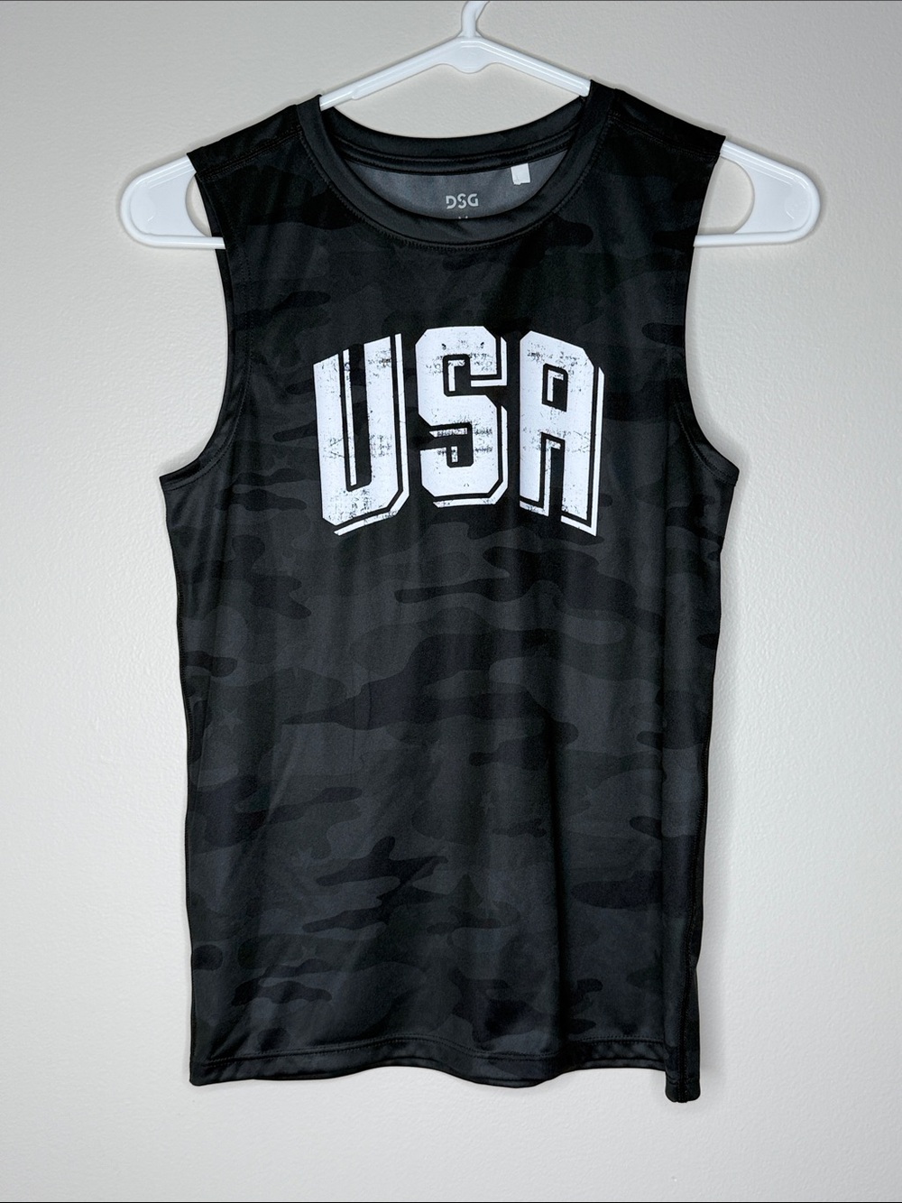 DSG Black Camo USA Sleeveless Tank Top- LIKE NEW!